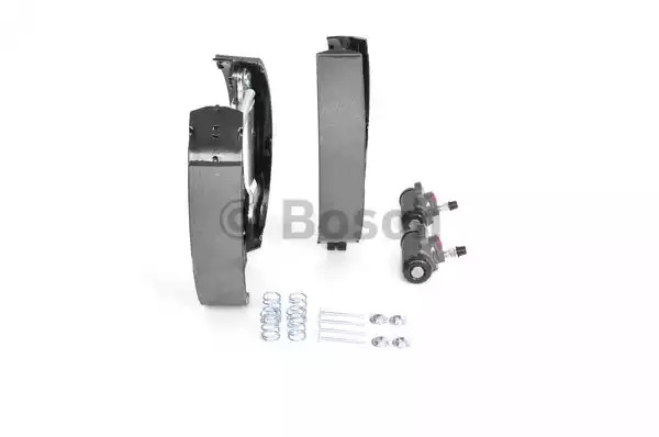 Комлект тормозных накладок BOSCH 0 204 114 642 (KS642)