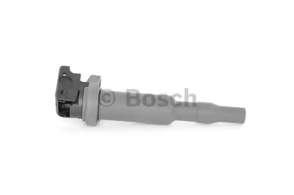 Катушка зажигания BOSCH 0 221 504 465 (ZS-P)