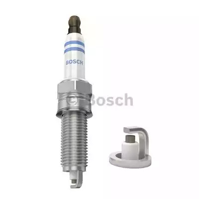 Свеча зажигания BOSCH 0 242 135 528 (YR 7 SES)