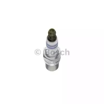 Свеча зажигания BOSCH 0 242 240 620 (HR 6 DPP 33 V)