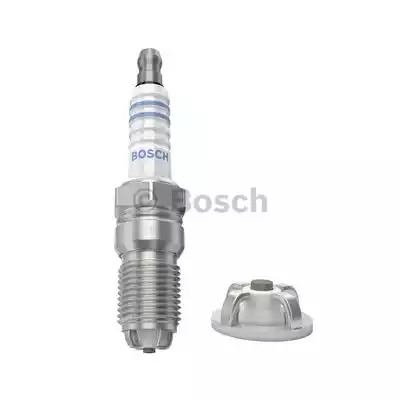 Свеча зажигания BOSCH 0 242 235 607 (HGR 7 KQC, 7411)