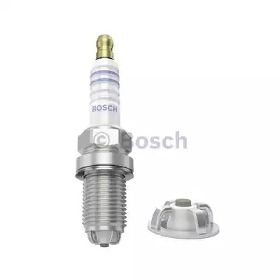 Свеча зажигания BOSCH 0 242 240 587 (FGR 6 KQE, 7413)