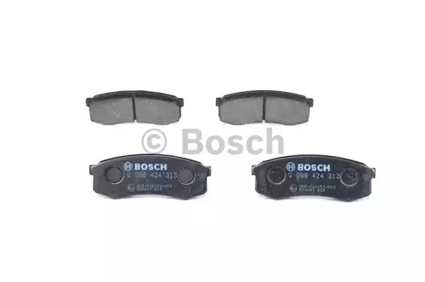 Комплект тормозных колодок BOSCH 0 986 424 313 (BP152, 21 947, 7487D606, 90R-010053/001)