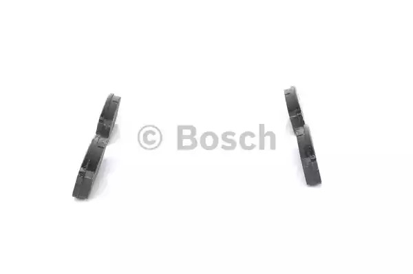 Комплект тормозных колодок BOSCH 0 986 424 313 (BP152, 21 947, 7487D606, 90R-010053/001)