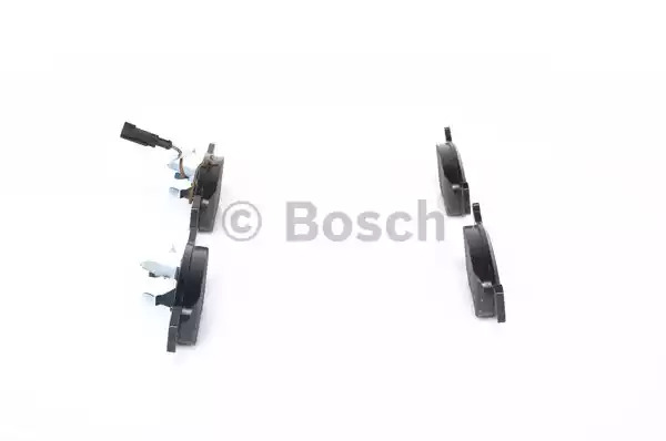 Комплект тормозных колодок BOSCH 0 986 424 362 (BP173, E1 90R-02A0140/0074, 21 927)