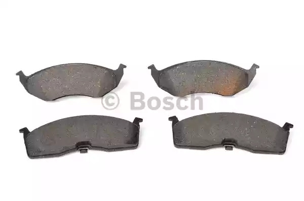 Комплект тормозных колодок BOSCH 0 986 424 363 (BP174, E9 90R-02A0870/1636, 23043, 7470AD59;7597D730;7598D730;7623D730)