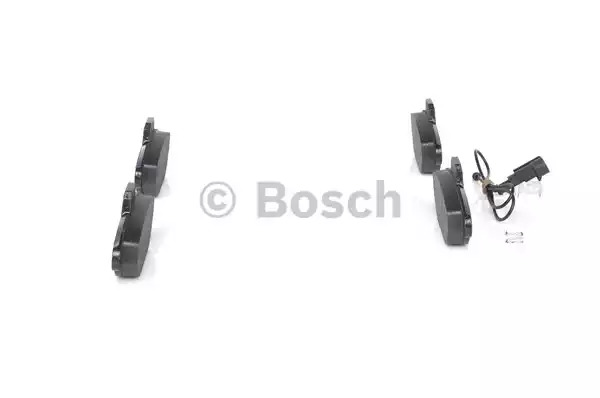 Комплект тормозных колодок BOSCH 0 986 424 379 (BP190, E1 90R-011200/325, 21 436, 8831D1619)