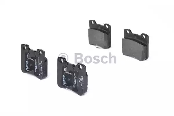 Комплект тормозных колодок BOSCH 0 986 424 411 (BP201, E1 90R-011075/1631, 21857)