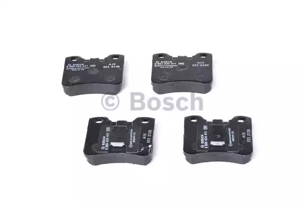 Комплект тормозных колодок BOSCH 0 986 424 411 (BP201, E1 90R-011075/1631, 21857)