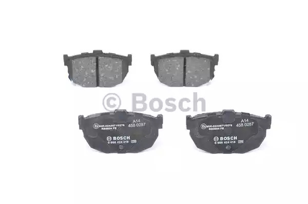 Комплект тормозных колодок BOSCH 0 986 424 418 (BP208, E9 90R-02A0871/0276, 21553, 7146D323;7283D323;7146D429;7344D464)