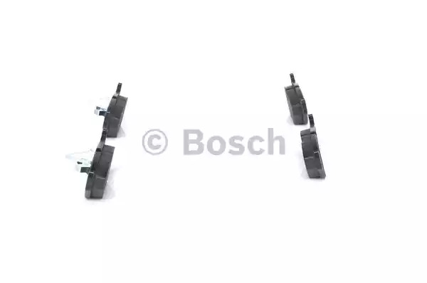 Комплект тормозных колодок BOSCH 0 986 424 484 (BP252, E1 90R-011195/081, 21934, 7286D692; 7567D692; 7737D763)