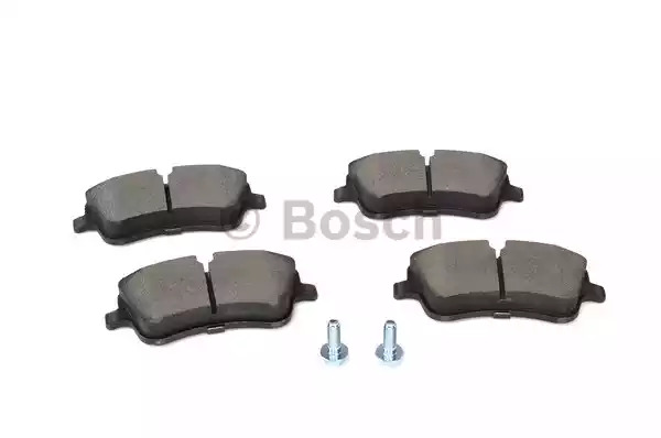 Комплект тормозных колодок BOSCH 0 986 424 517 (BP274, E9 90R-01899/889, 23144, 7747D872)