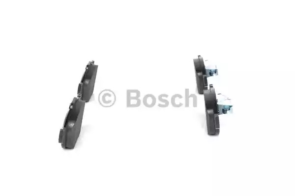 Комплект тормозных колодок BOSCH 0 986 424 701 (BP414, E1 90R-011199/020, 23 440, 7871D970)