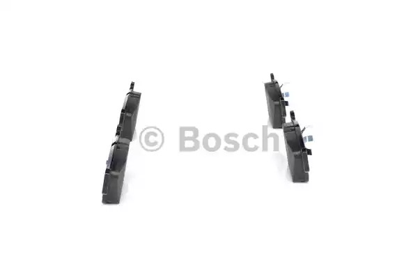 Комплект тормозных колодок BOSCH 0 986 424 767 (BP473, 23 183, 7592D946, 90R-010271/004)