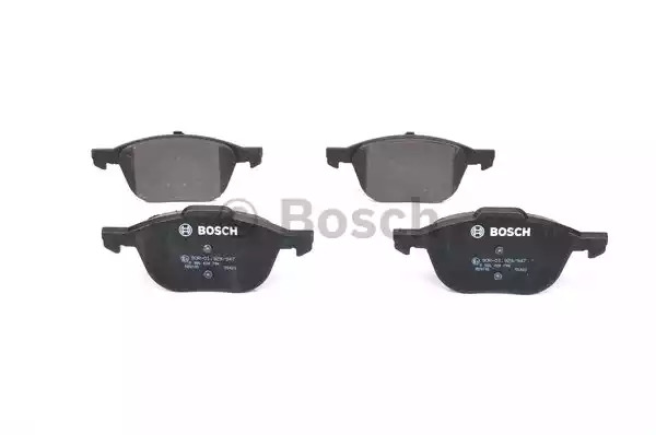 Комплект тормозных колодок BOSCH 0 986 424 794 (BP935, E1 90R-011199/020, 23 723, 7947D104)