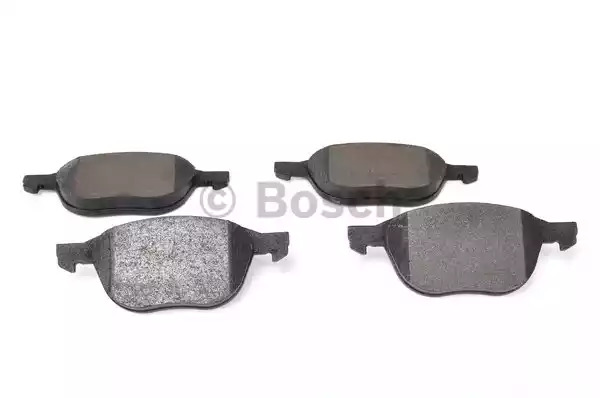 Комплект тормозных колодок BOSCH 0 986 424 794 (BP935, E1 90R-011199/020, 23 723, 7947D104)