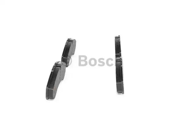 Комплект тормозных колодок BOSCH 0 986 424 833 (BP972, E1 90R-011210/012, 29121, 8835D1487)