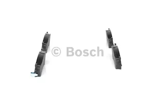 Комплект тормозных колодок BOSCH 0 986 460 975 (BP544, E3 90R-01 0/715, 21755)