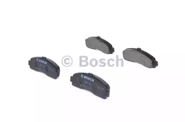 Комплект тормозных колодок BOSCH 0 986 461 122 (BP573, 21 626, 90R-01142/738)