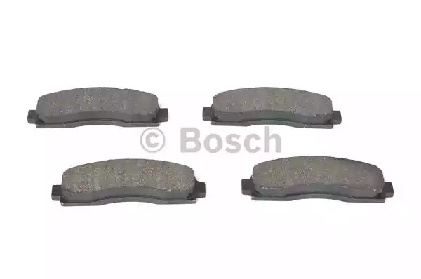 Комплект тормозных колодок BOSCH 0 986 461 122 (BP573, 21 626, 90R-01142/738)