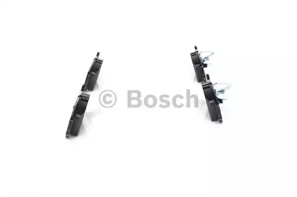 Комплект тормозных колодок BOSCH 0 986 494 015 (BP251, E1 90R-011199/109, 23288, 7437D558; 7649D781)