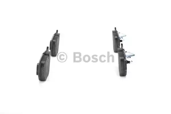 Комплект тормозных колодок BOSCH 0 986 494 028 (BP330, E9 90R - 02A0904/1492, 21 486)