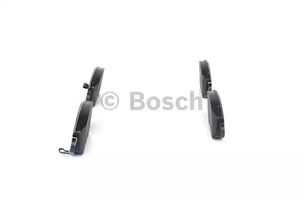 Комплект тормозных колодок BOSCH 0 986 494 047 (BP404, E9 90R-02A0870/0237, 23577)