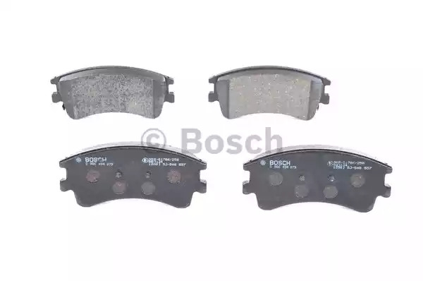 Комплект тормозных колодок BOSCH 0 986 494 079 (BP989, E1 - 90R-02A0219/0115, 24046, 7856D957)