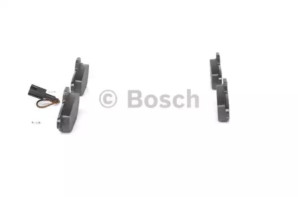 Комплект тормозных колодок BOSCH 0 986 494 115 (BP1025, E1 90R-011200/325, 21436, 8831D1619)