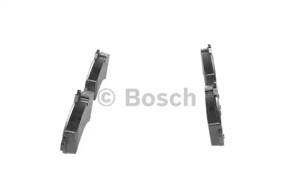 Комплект тормозных колодок BOSCH 0 986 494 122 (BP1032, E1 90R-011198/003, 29217, 8432D131)