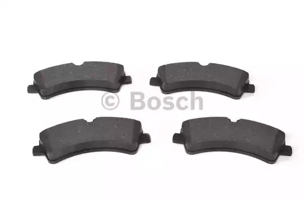 Комплект тормозных колодок BOSCH 0 986 494 122 (BP1032, E1 90R-011198/003, 29217, 8432D131)