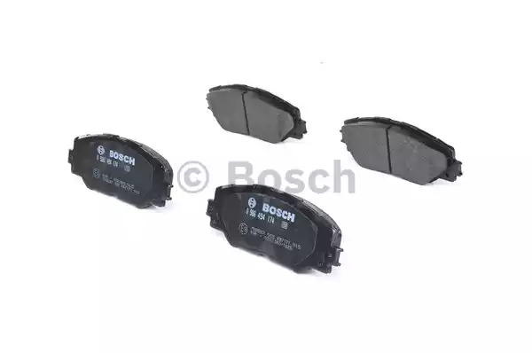 Комплект тормозных колодок BOSCH 0 986 494 174 (BP1085, E9 90R-02A1080/1625, 24337, 8331D121)