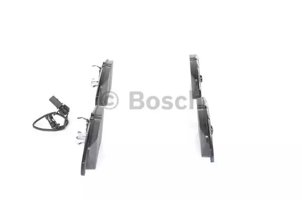 Комплект тормозных колодок BOSCH 0 986 494 259 (BP1131, E1-90R-011075/1312, 24408, 8434D1322)