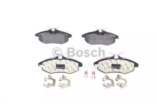 Комплект тормозных колодок BOSCH 0 986 494 262 (BP1309, E1 90R-011195/053, 23407)