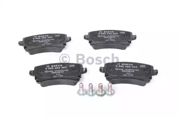 Комплект тормозных колодок BOSCH 0 986 494 303 (BP1235, E4-90R-01467/1749, 23326)