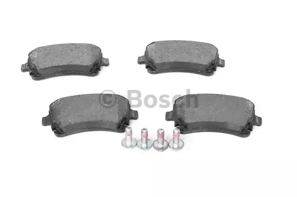 Комплект тормозных колодок BOSCH 0 986 494 303 (BP1235, E4-90R-01467/1749, 23326)