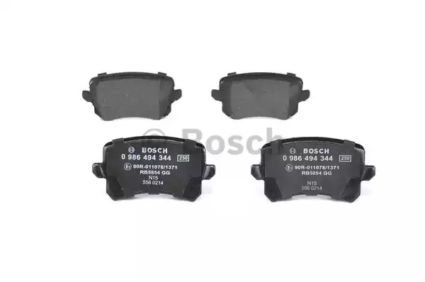 Комплект тормозных колодок BOSCH 0 986 494 344 (BP1252, E1-90R-011078/1371, 24483, 8213D1348)