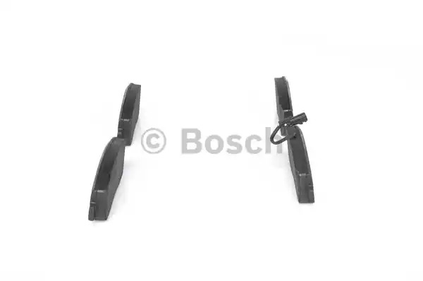 Комплект тормозных колодок BOSCH 0 986 494 498 (BP1417, E1 90R-011076/1957, 25147)