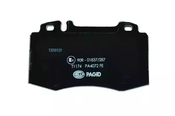 Комплект тормозных колодок HELLA PAGID 8DB 355 008-691 (T1174, 23271, 7723D847)