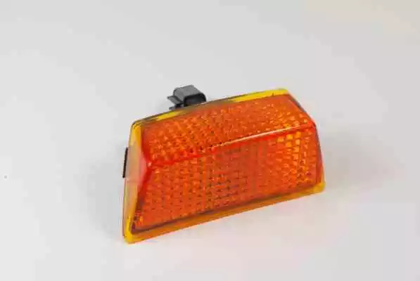 Фонарь TRUCKLIGHT CL-VO001R